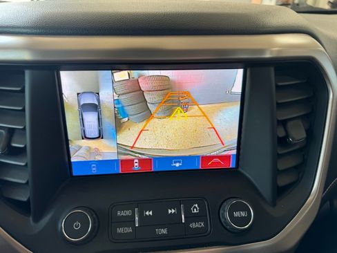 Certified 2017 GMC Acadia Denali w/ Technology Package AWD/4WD image 30