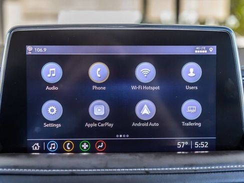 Used 2021 Chevrolet Suburban LT image 20