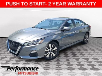 Used 2022 Nissan Altima 2.5 SV