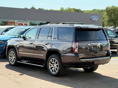 Used 2017 GMC Yukon Denali AWD/4WD image 36