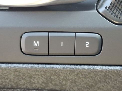 New 2026 Volvo XC40 B5 Ultra w/ Protection Package Premier image 17