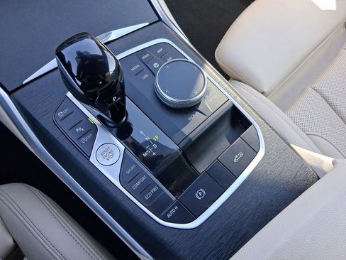 Used 2023 BMW 430i Convertible image 16