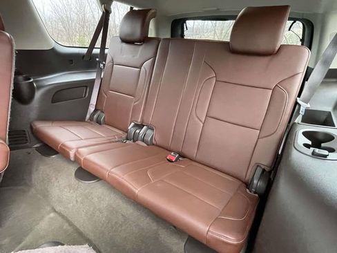 Used 2016 Chevrolet Suburban LTZ image 13