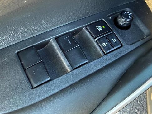 Certified 2022 Toyota Corolla SE image 17