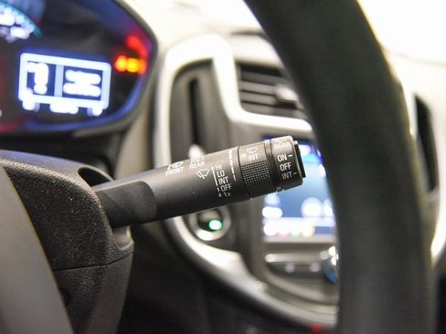 Used 2020 Chevrolet Sonic LT image 21