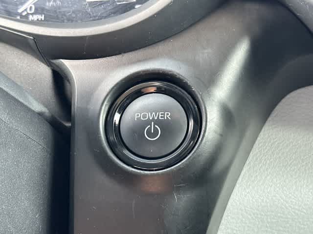 Used 2025 Toyota Sienna LE AWD/4WD image 10