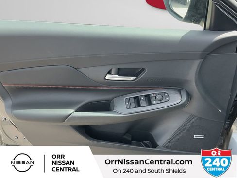 New 2026 Nissan Sentra SR w/ SR Premium Package FWD image 16