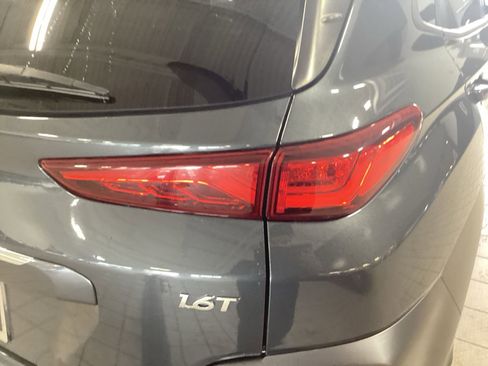 Used 2019 Hyundai Kona Limited FWD image 19