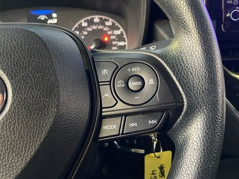 Used 2023 Toyota Corolla LE image 14