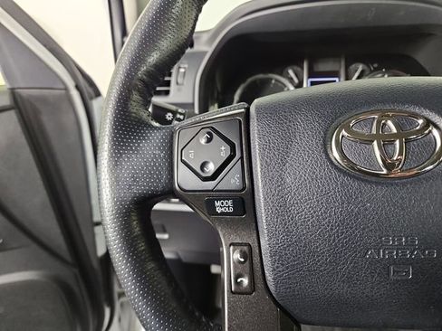 Used 2024 Toyota 4Runner TRD Off-Road Premium AWD/4WD image 22