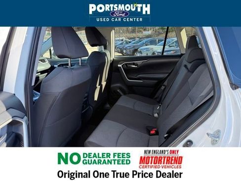 Used 2024 Toyota RAV4 XLE image 5