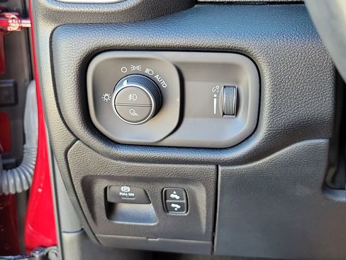 Used 2022 RAM 1500 Big Horn image 22