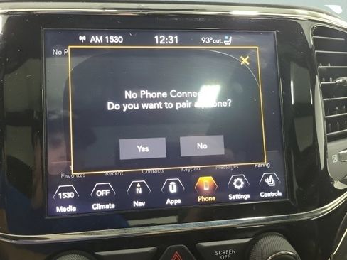 Used 2020 Jeep Grand Cherokee High Altitude AWD/4WD image 6