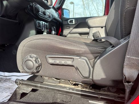 Used 2023 Jeep Gladiator Overland image 25