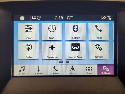 Used 2018 Ford Edge Titanium w/ Equipment Group 302A AWD/4WD image 25