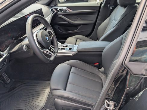 Used 2026 BMW 430i xDrive w/ M Sport Package AWD/4WD image 17