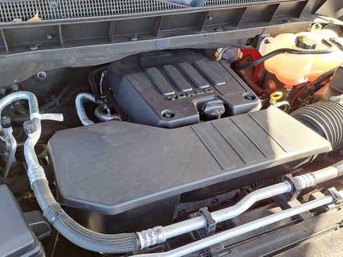 Used 2022 Chevrolet Silverado 1500 Custom w/ LPO, Dark Essentials Package image 15