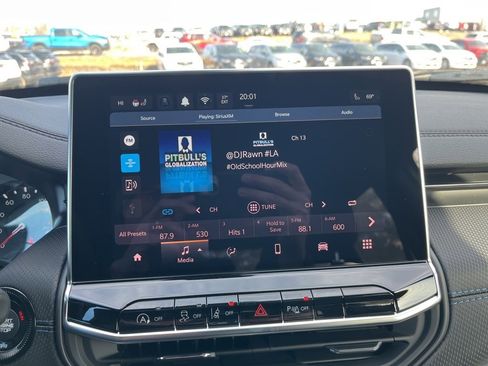 New 2026 Jeep Compass Limited image 24