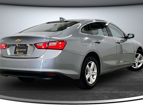 Used 2024 Chevrolet Malibu LT image 6