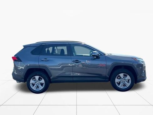 Used 2025 Toyota RAV4 XLE FWD image 7