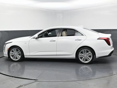Used 2025 Cadillac CT4 Premium Luxury image 8