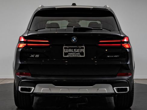 New 2026 BMW X5 xDrive40i AWD/4WD image 7