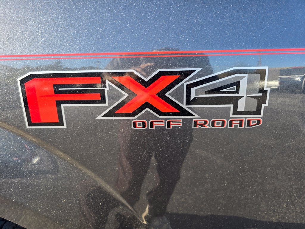 Used 2016 Ford F150 XL w/ Equipment Group 101A Mid AWD/4WD image 11