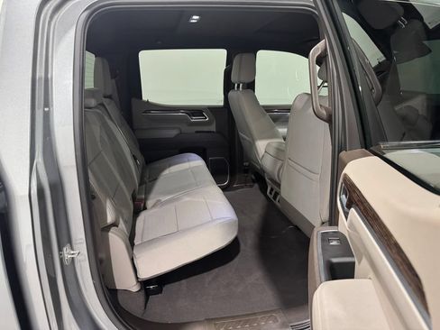 Used 2025 GMC Sierra 1500 SLE AWD/4WD image 24