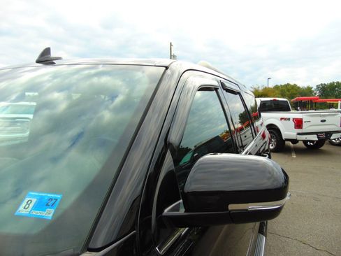 Used 2019 Ford Expedition Max XLT w/ Equipment Group 202A AWD/4WD image 69