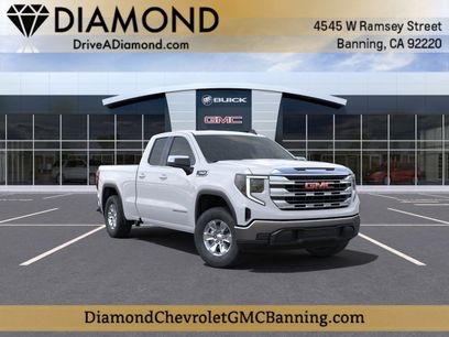 New 2025 GMC Sierra 1500 SLE
