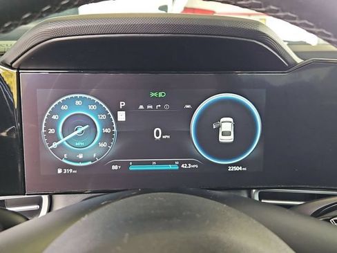Used 2024 Hyundai Elantra SEL w/ Convenience Package FWD image 15