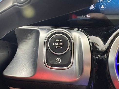 Used 2022 Mercedes-Benz GLB 250 image 19