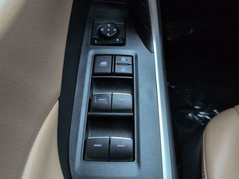 Used 2025 Toyota RAV4 XLE Premium FWD image 22