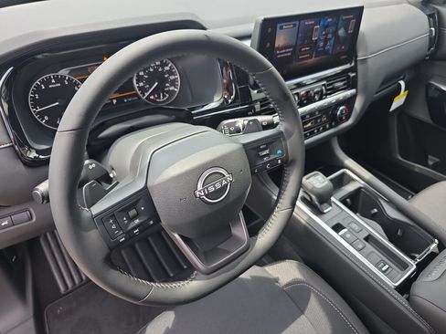 New 2026 Nissan Pathfinder SV FWD image 7