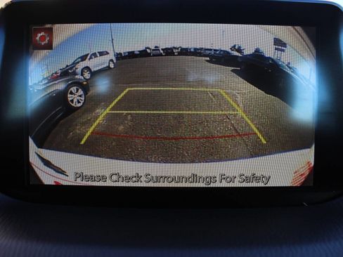 Used 2017 MAZDA MAZDA3 Sport w/ Preferred Equipment Package image 19