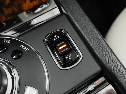 Used 2010 Rolls-Royce Ghost image 50