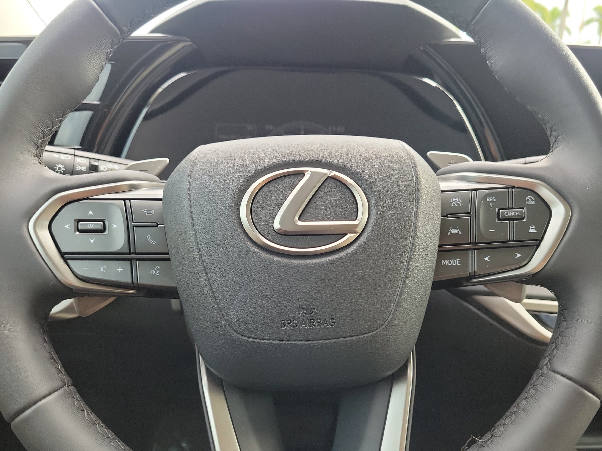Used 2024 Lexus RX 350 FWD w/ Technology Package image 31