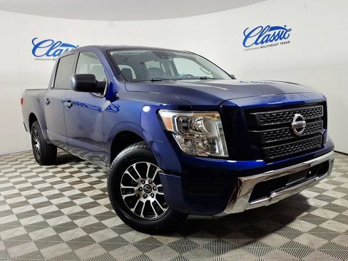 Used 2023 Nissan Titan SV RWD image 1