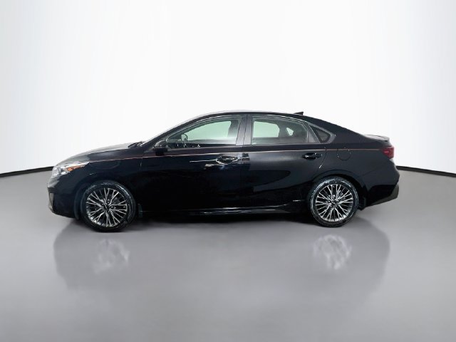 Used 2024 Kia Forte GT-Line FWD image 5