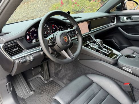 Used 2023 Porsche Panamera Platinum Edition image 13