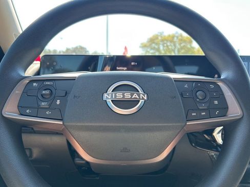 New 2026 Nissan Sentra SV w/ Floor Mat Package FWD image 22