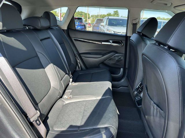 Used 2025 Kia Seltos EX AWD/4WD image 12