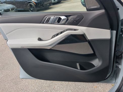 New 2026 BMW X5 xDrive40i w/ M Sport Package image 31