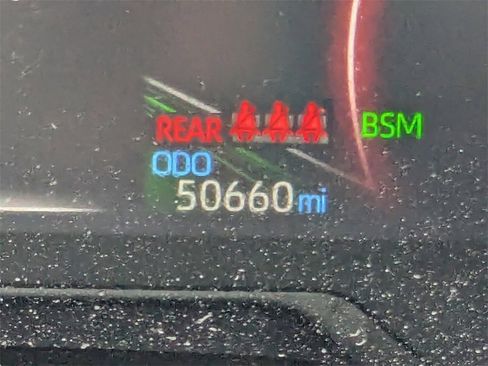 Used 2023 Toyota RAV4 XLE image 29