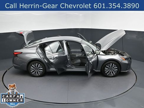 Used 2024 Nissan Altima 2.5 SV FWD image 51