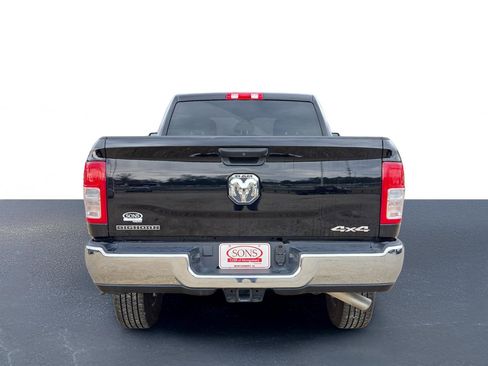 Used 2024 RAM 2500 Big Horn w/ Bed Utility Group image 9