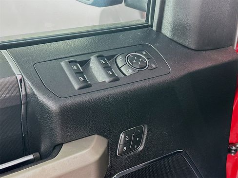 Used 2019 Ford F150 Lariat w/ Equipment Group 502A Luxury image 24