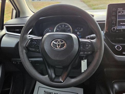 Used 2021 Toyota Corolla LE image 16