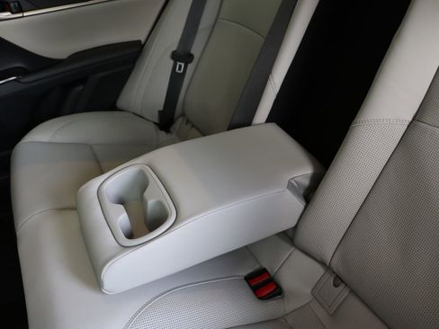 New 2026 Toyota Camry XLE AWD/4WD image 21