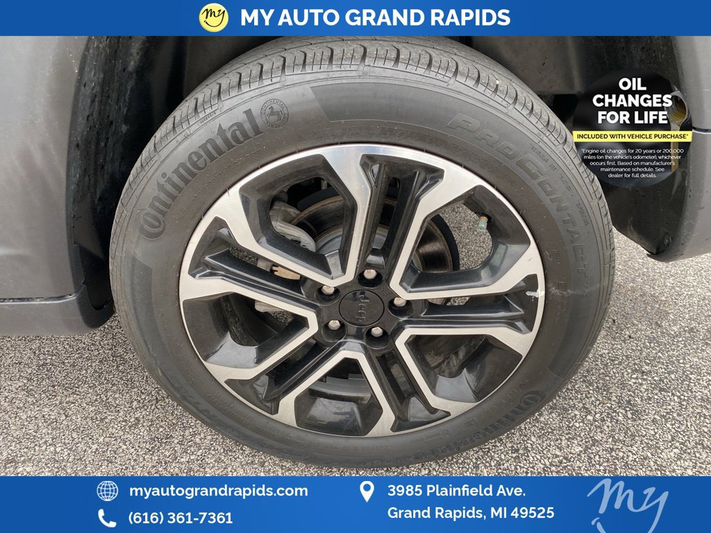 Used 2023 Jeep Compass Limited AWD/4WD image 33